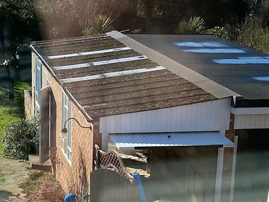 Asbestos cement roof sheet